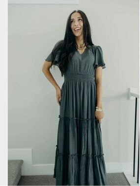 Smocked Waist V-Neck Maxi Dress in green